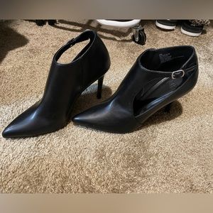 Brand new 3” booties